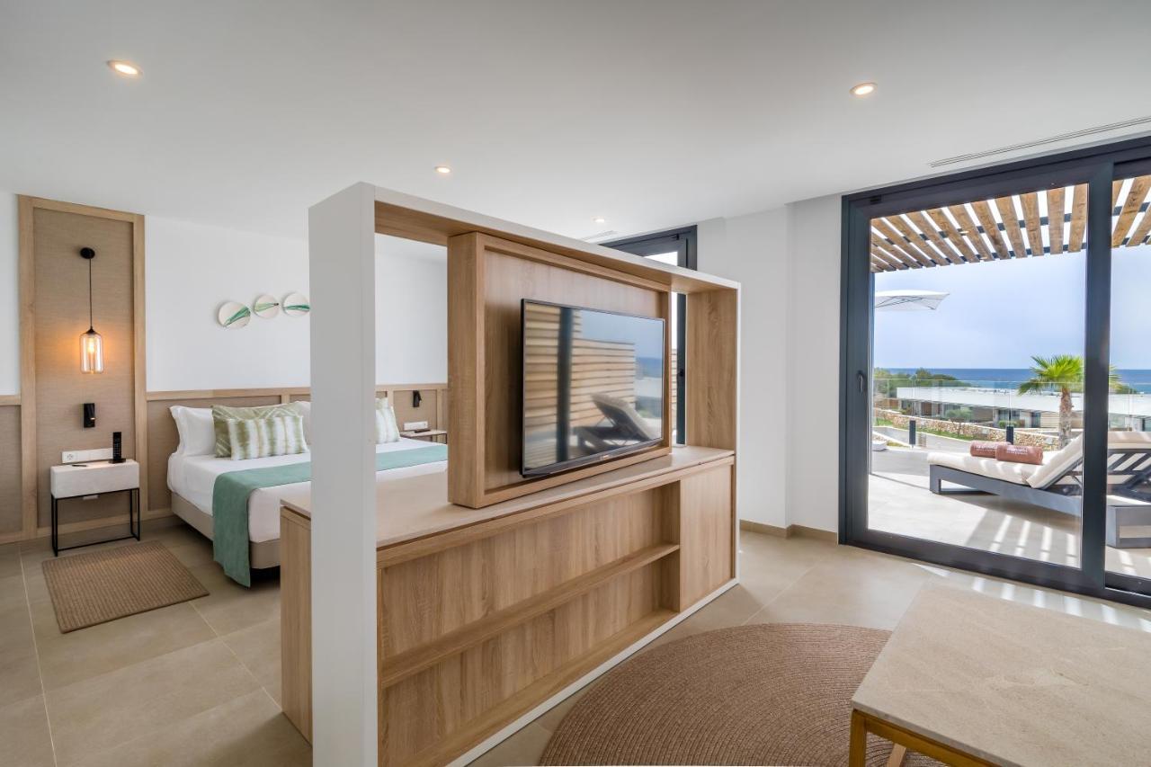 Barcelo Nura Hotel Sant Lluis Exterior photo