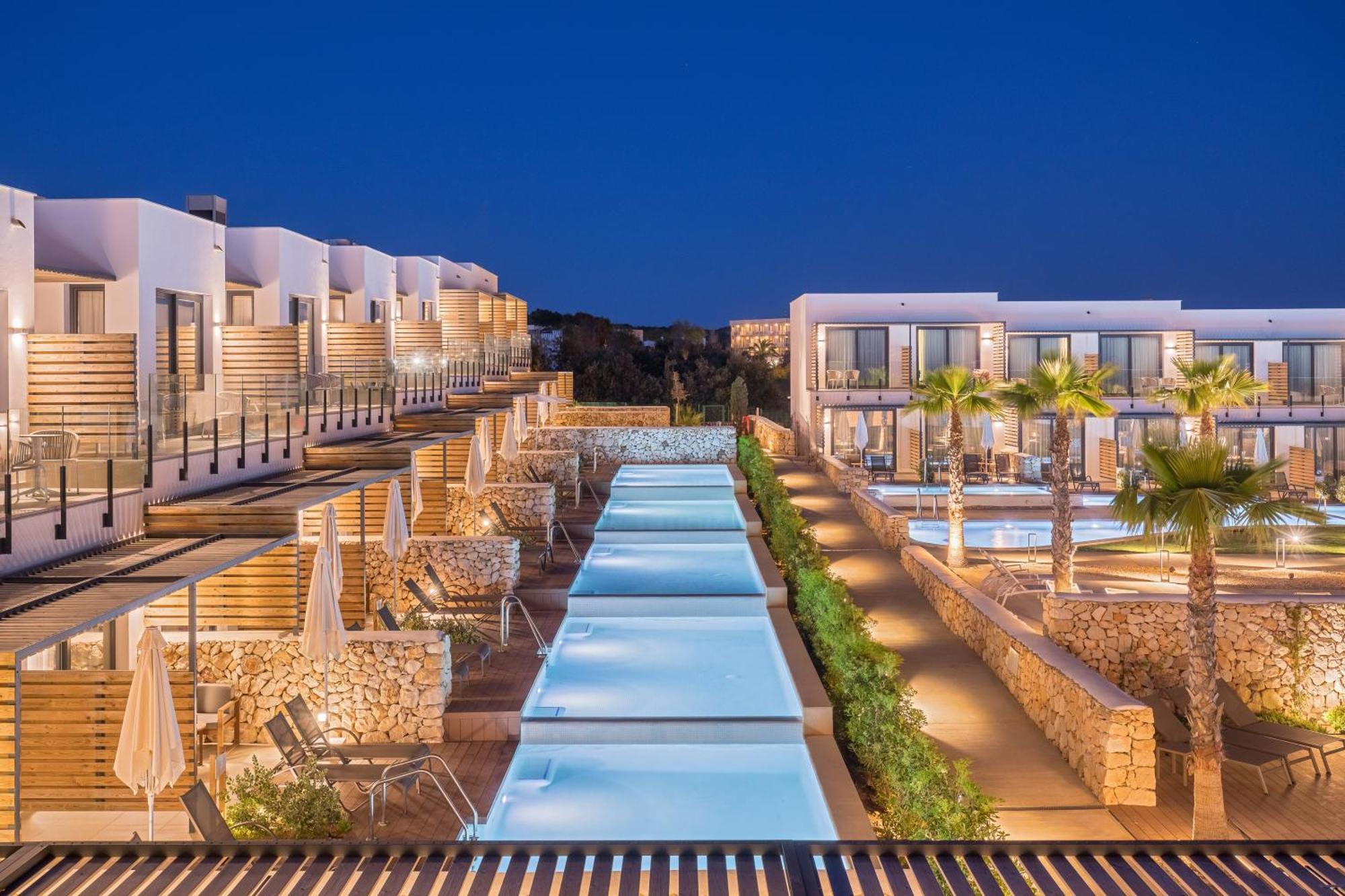 Barcelo Nura Hotel Sant Lluis Exterior photo