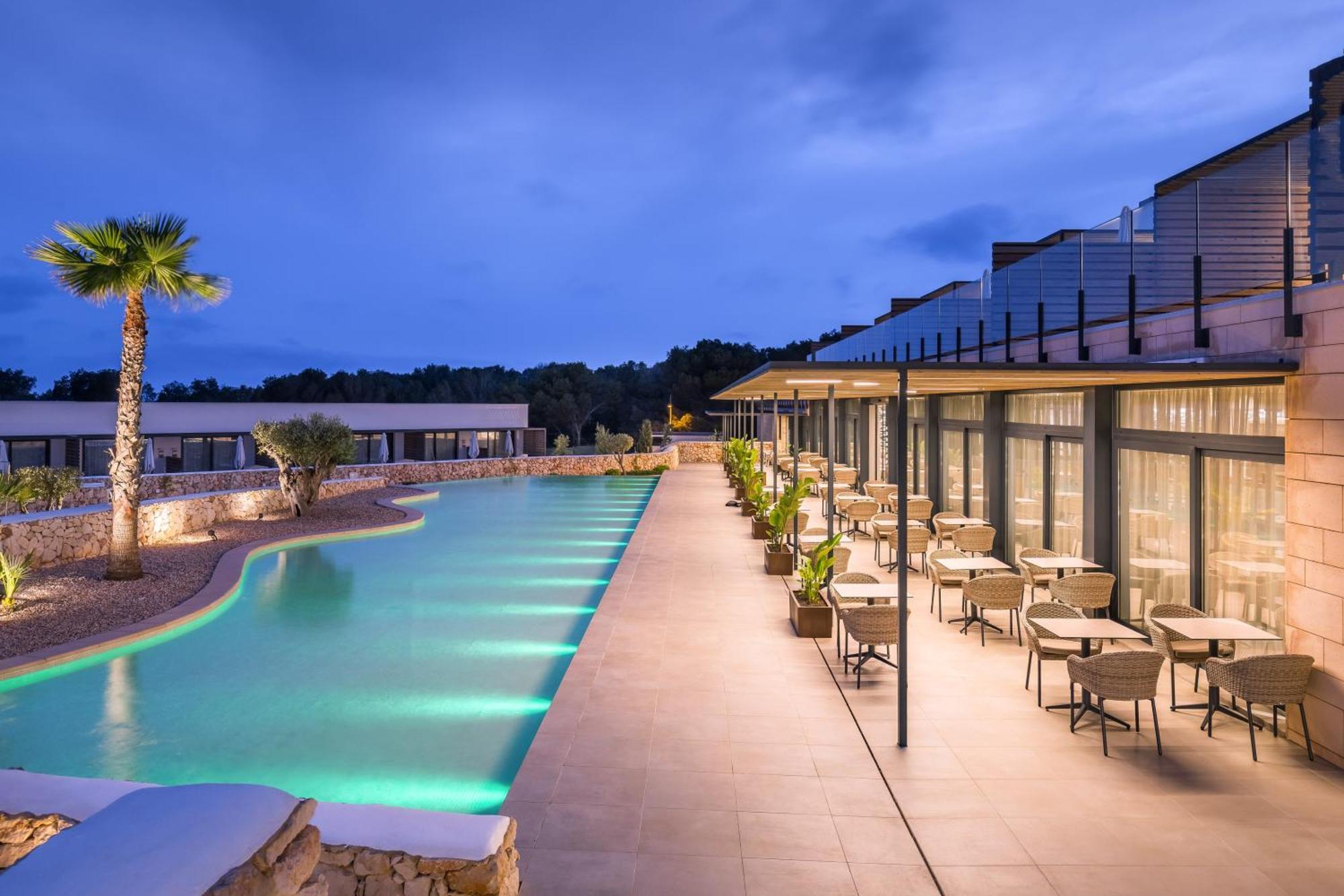 Barcelo Nura Hotel Sant Lluis Exterior photo