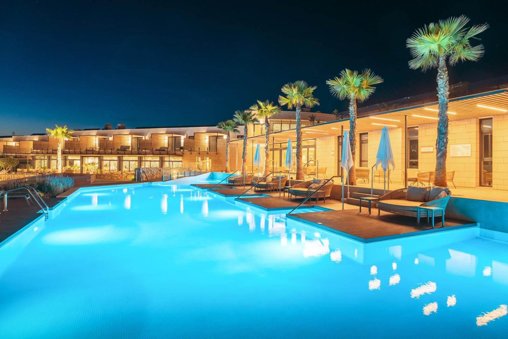 Barcelo Nura Hotel Sant Lluis Exterior photo