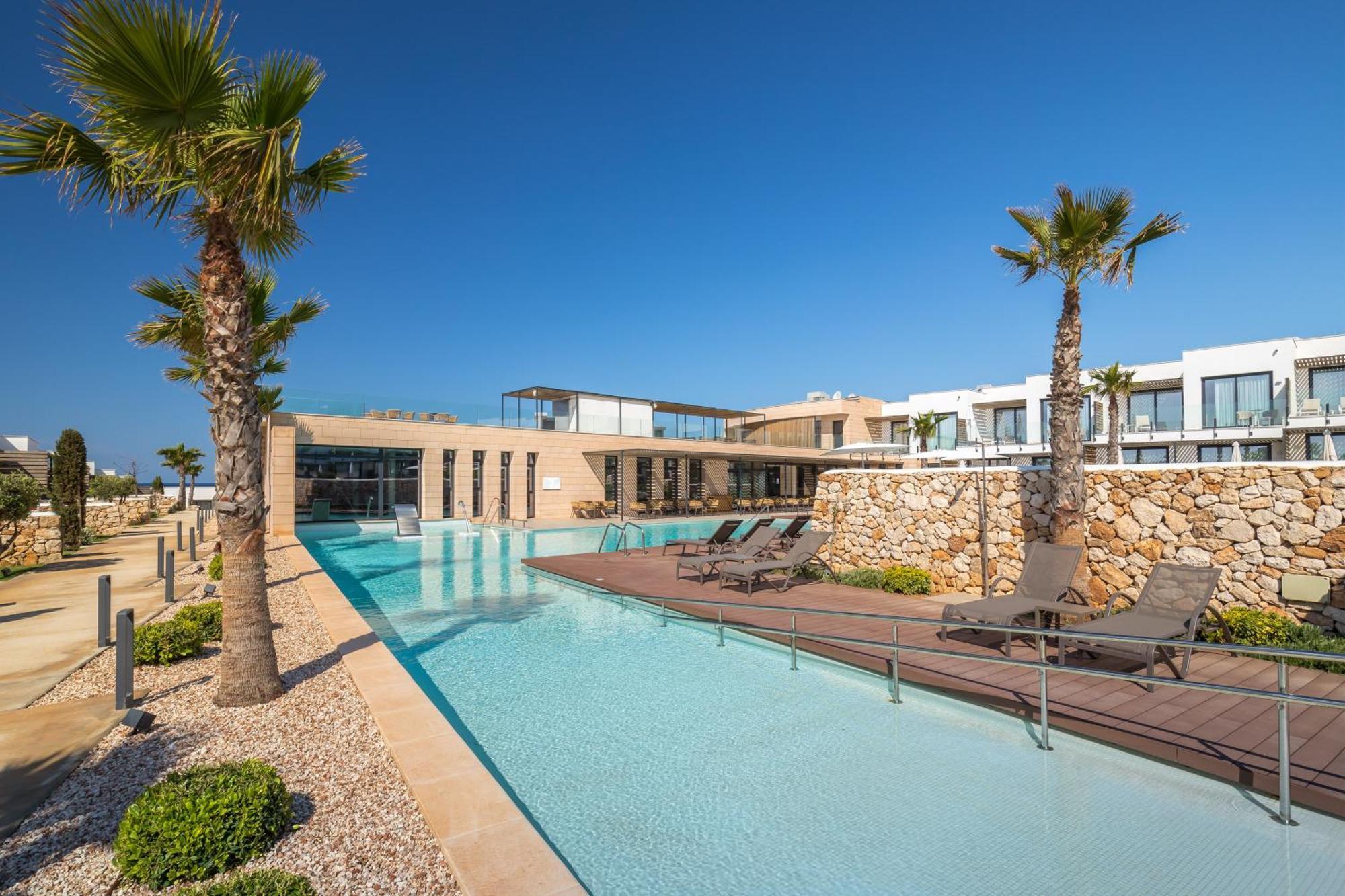 Barcelo Nura Hotel Sant Lluis Exterior photo