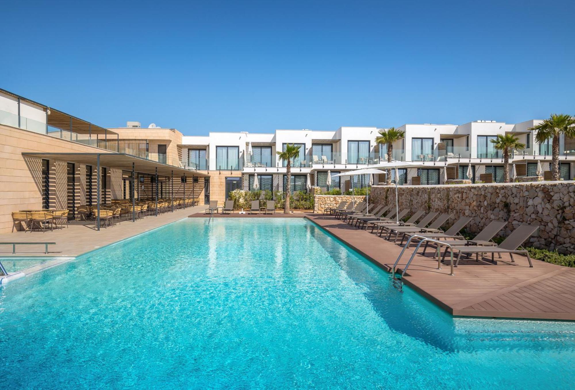 Barcelo Nura Hotel Sant Lluis Exterior photo